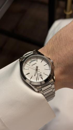 ساعة كاسيو رجالي MTP-1370D-7A3V