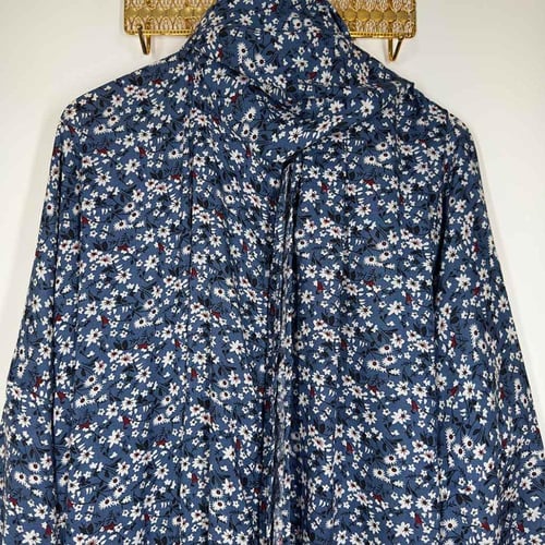 رفقة– شرشف صلاة بسحاب امامي باللون الازرق الغامق