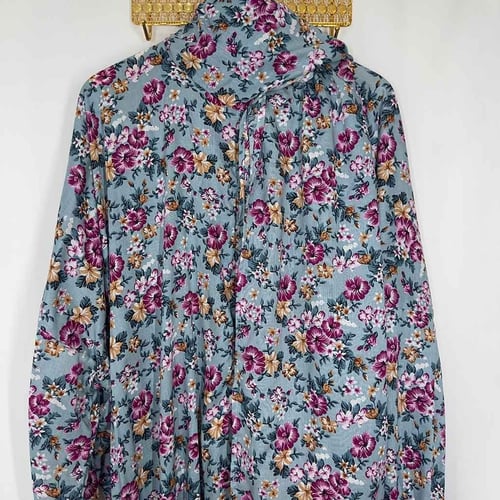 أناقة – شرشف صلاة بسحاب أمامي باللون السماوي المور...