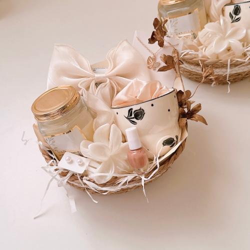 سلة زهرة التوليب