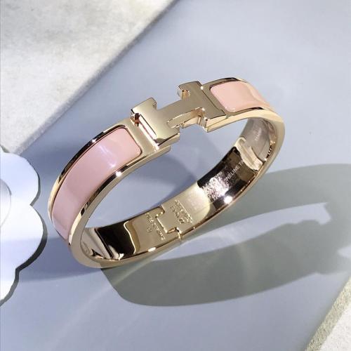 H bracelet