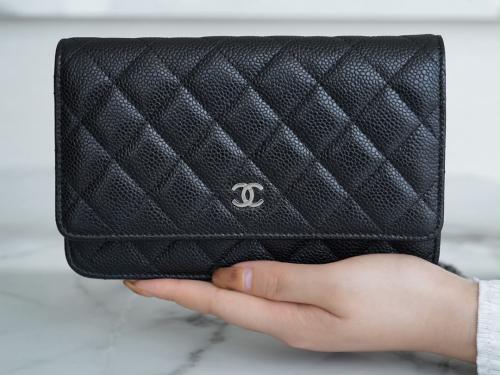 Chanel wallet on chain