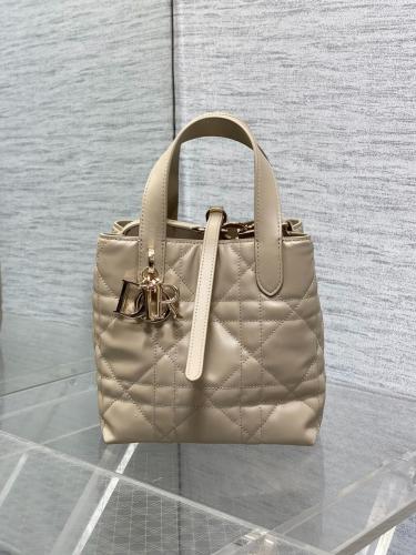 Small Dior Toujours