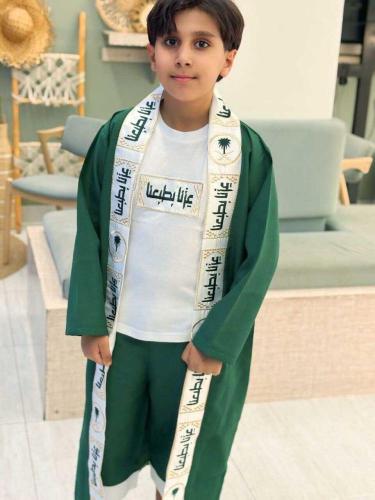 طقم اطفال مميز عزنا بطبعنا