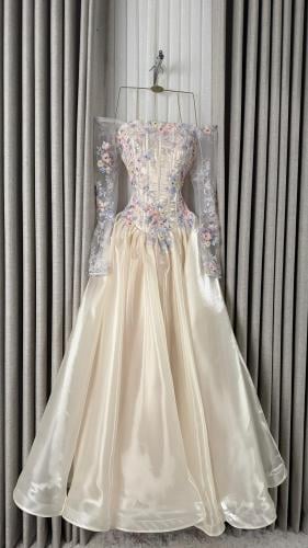 فستان سهره مورد