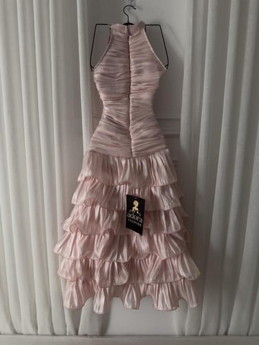 فستان ناعم وردي قصير