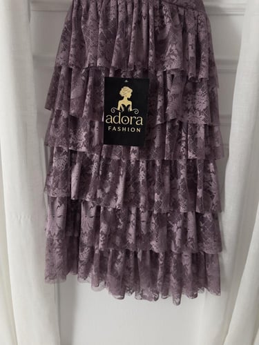 فستان ناعم دنتيل كسر موف