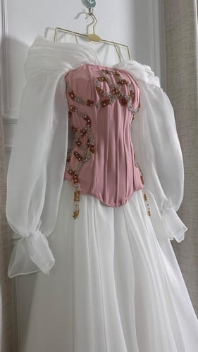 فستان سهرة كورسيه وردي