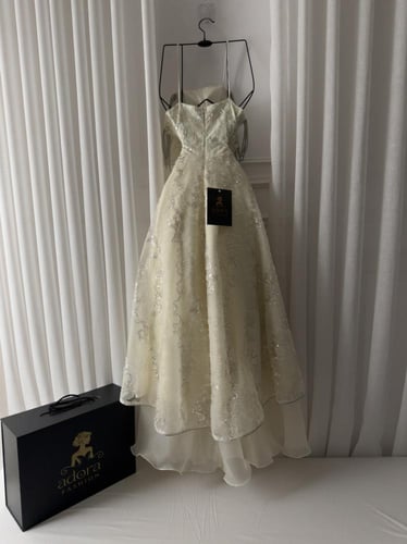 فستان سكري ميد