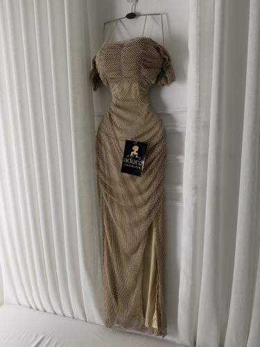 فستان سهره ذهبي