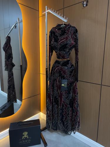 طقم سهرة عنابي وأسود مطرز قطعتين