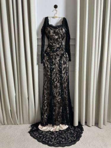 فستان سهرة أسود فاخر دانتيل بتصميم ضيق