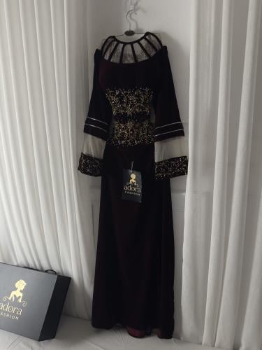 فستان مخمل فخم