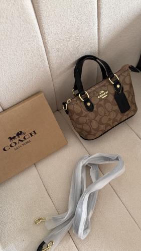 COACH