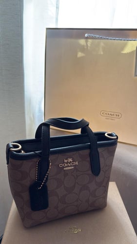 شنطة كوتش