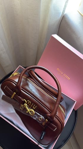 شنطة ميو ميو