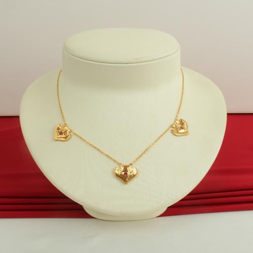 عقد ذهب عيار 21