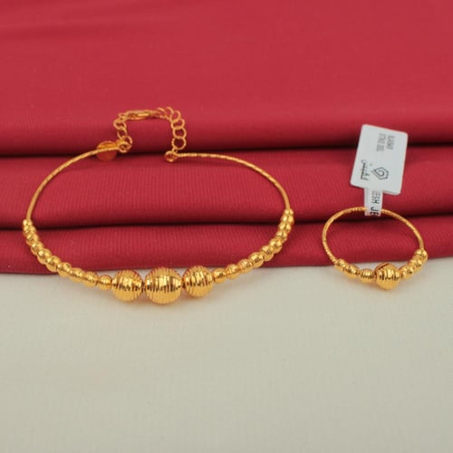 سوارة ذهب مع خاتمها عيار 21