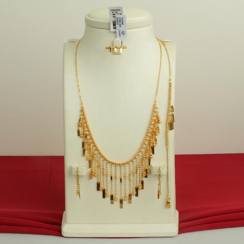 طقم ذهب عيار 21