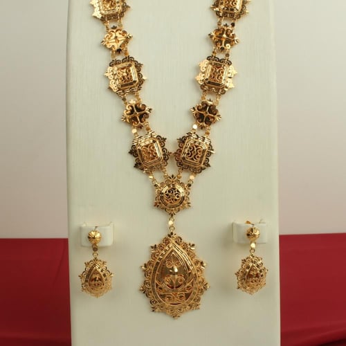 طقم ذهب عيار 21