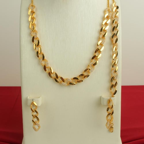 طقم ذهب عيار 21