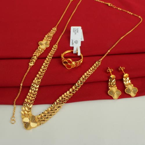 طقم ذهب عيار 21