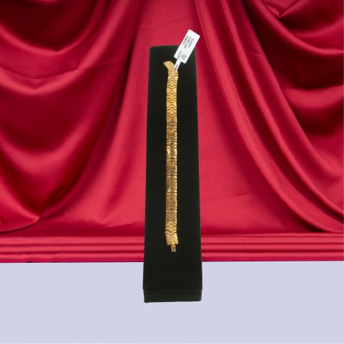 اسوارة طايحة عيار 21 الوزن 10.37 جم