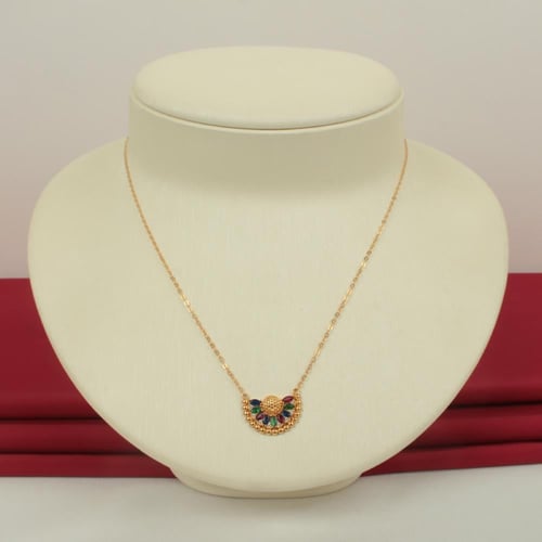 عقد ذهب عيار 21