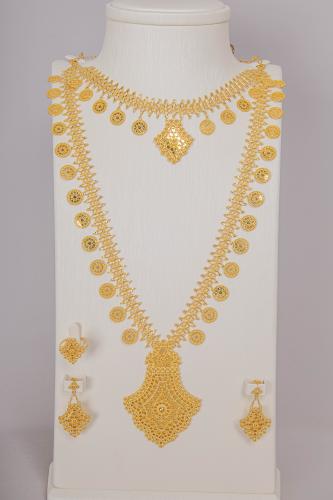 طقم سيتمي مع الخناقي ذهب تصميم بحريني عيار 21 الوز...