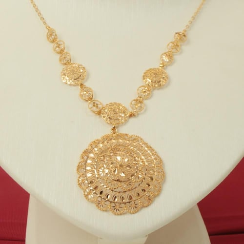 طقم ذهب عيار 21 الوزن 14.10 جم