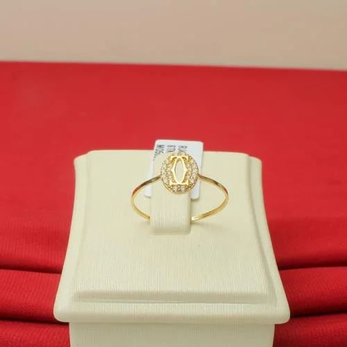18 karat gold ring