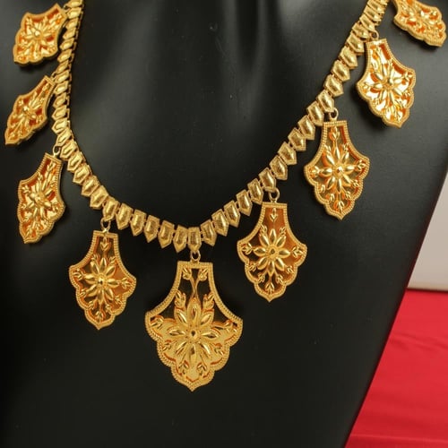 طقم ذهب عيار 21