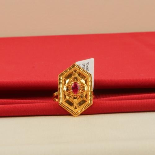 خاتم ذهب عيار 21 تصميم عصري الوزن 5.22 جم