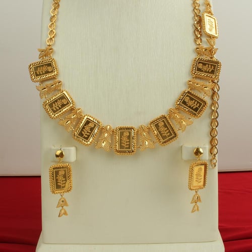 طقم ذهب عيار 21