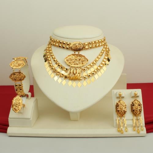 طقم ذهب عيار 21
