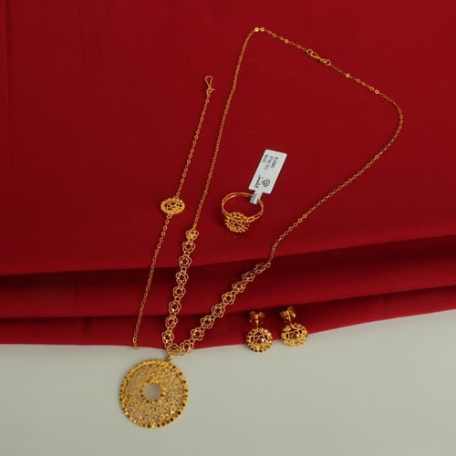 طقم ذهب عيار 21