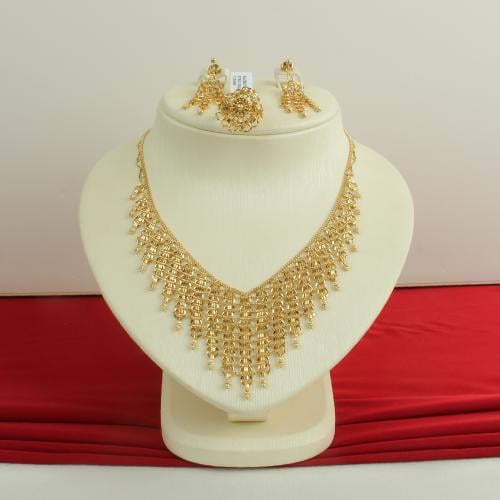 طقم ذهب عيار 18