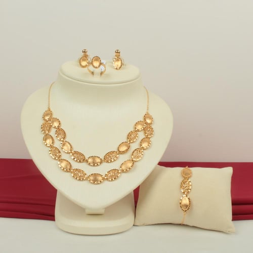 طقم ذهب عيار 21 الوزن 26.60 جم