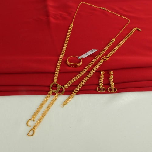 طقم ذهب عيار 21