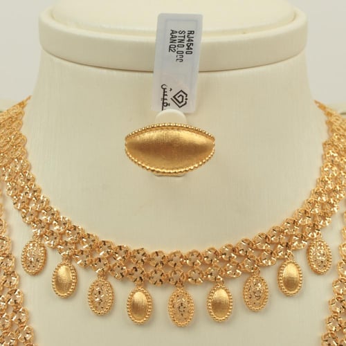 طقم ذهب عيار 21 الوزن 38.41 جم