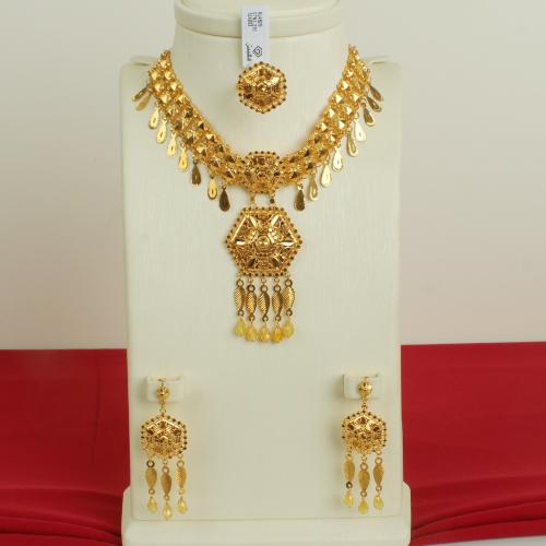 طقم ذهب عيار 21