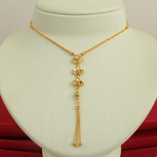 عقد ذهب عيار 21