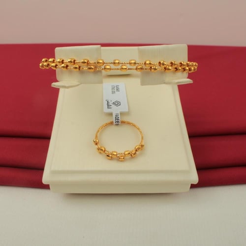 سوارة ذهب مع خاتمها عيار 21