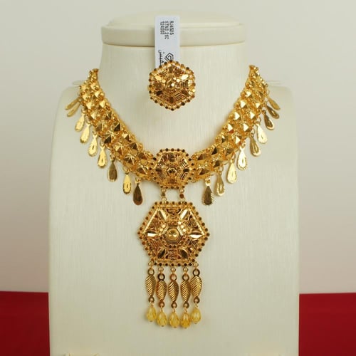 طقم ذهب عيار 21