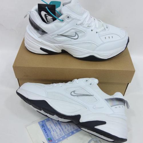 نايك M2k خط رصاصي