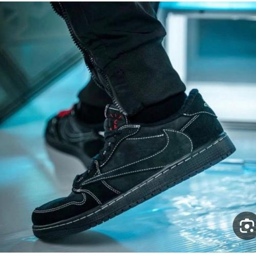 نايك ترافس ماستر