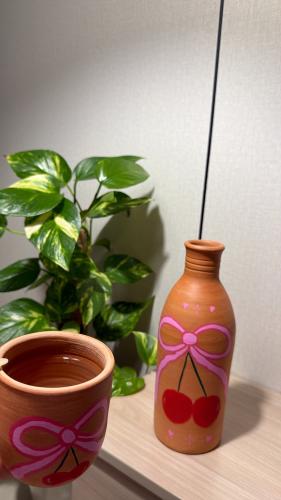 جره مع كوب رسم يدوي شامل التغليف وكرت