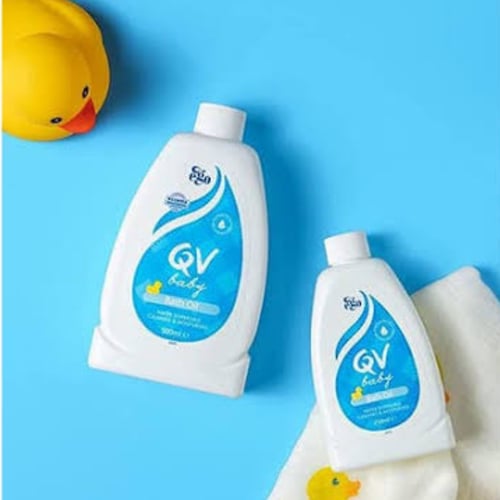 غسول استحمام QV كيوفي لطيف للأطفال 250 جرام