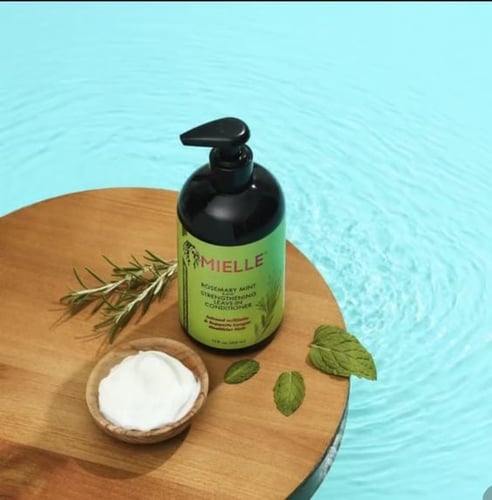 شامبو اكليل الجبل والنعناع تقوية الشعر والفروة 355...