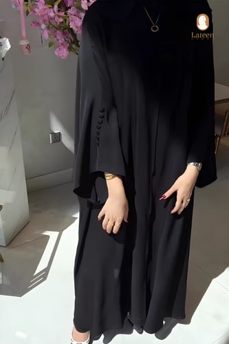 عباية بشت سادة سوداء مزينة بازرار على الاكمام - لت...